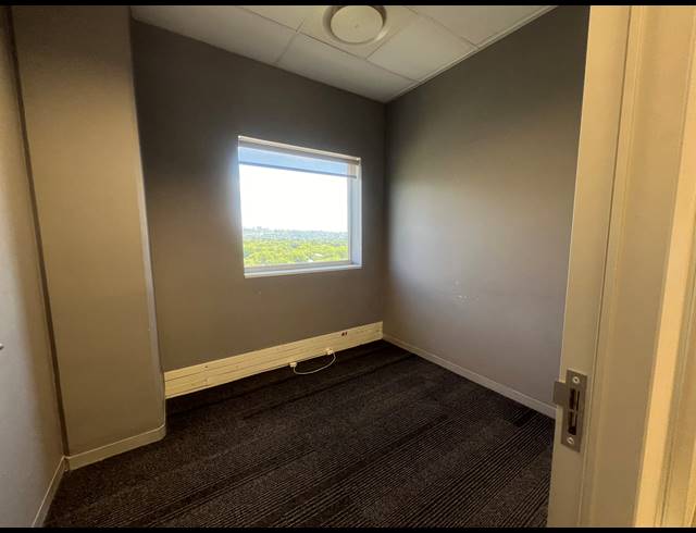 918M² OFFICE TO LET IN ROSEBANK